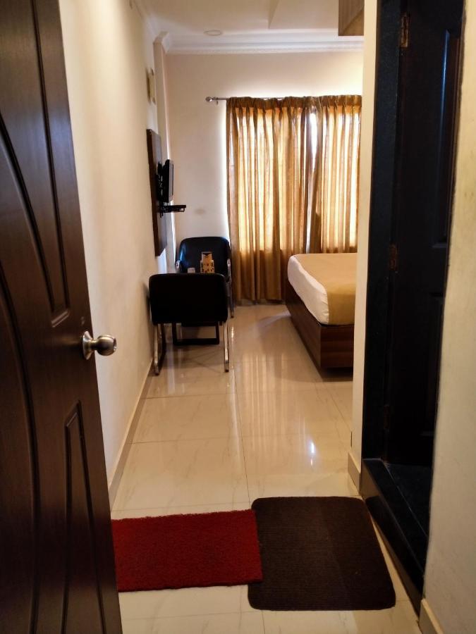 Hotel Green Park Suites Manipal Exterior photo